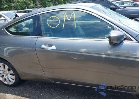 2009 Honda Accord 3.5 Ex-L from USA, damaged, VIN 1HGCS228X9A008086